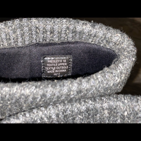 Roxy Cute Black Sweater Accent Zip Boots - Picture 7 of 8